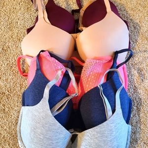 Victoria's Secret bras (lot of 5)